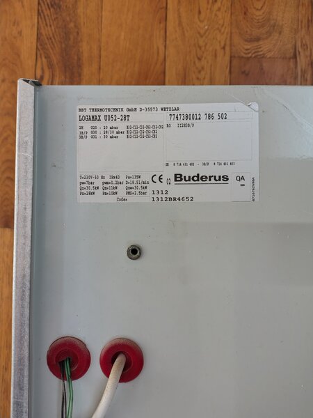 Centrala termica Buderus Logamax 28T